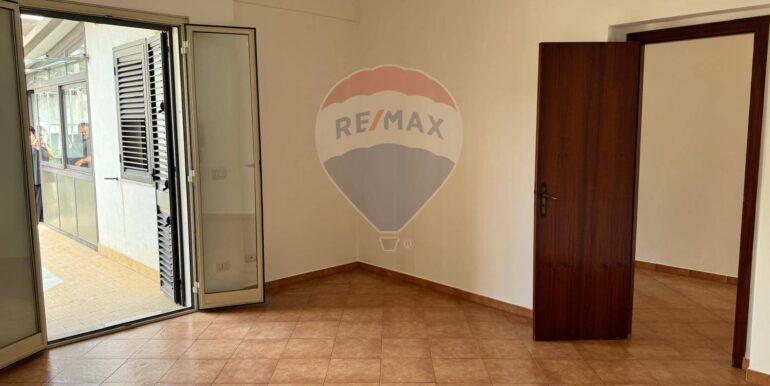 20250521185732-950816-12