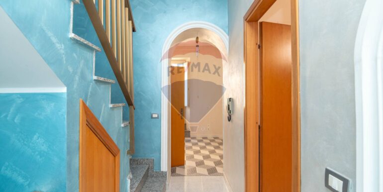 20250522183005-951110-7