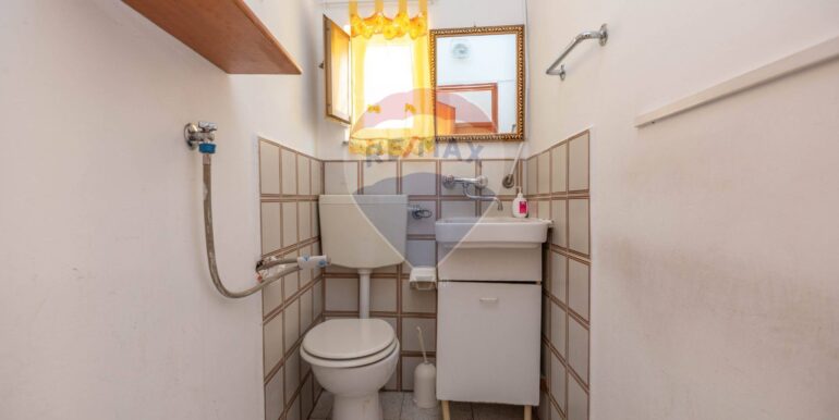 20250522183006-951110-18