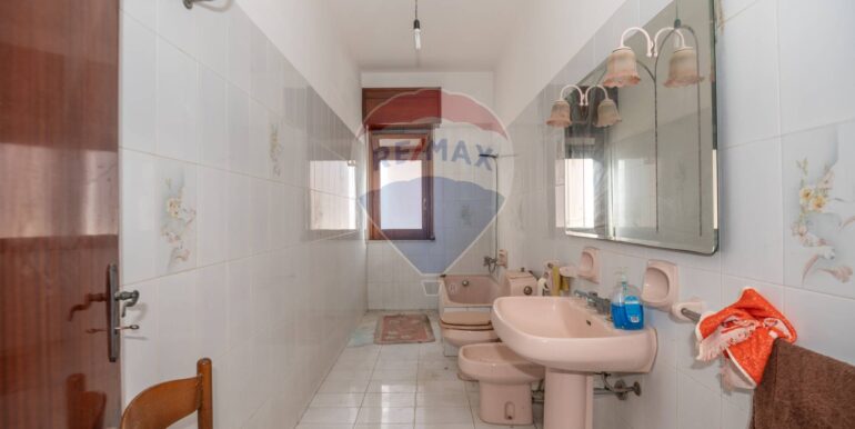 20250528135947-952067-19