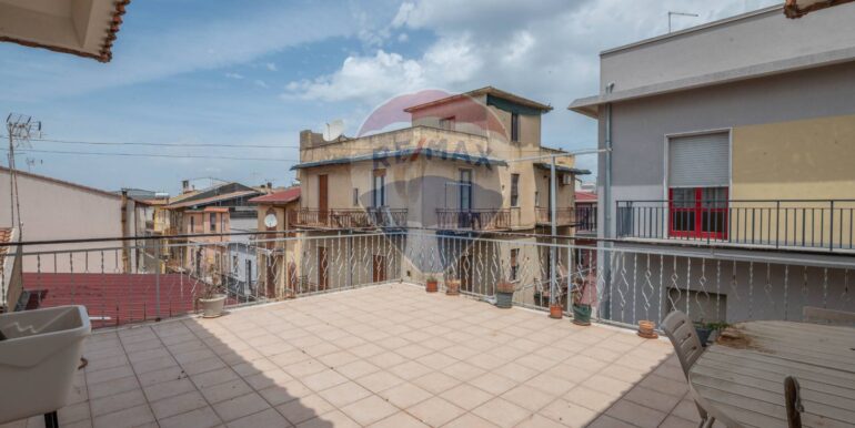 20250528174645-952154-6