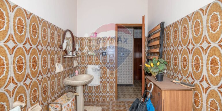 20250528174715-952154-19