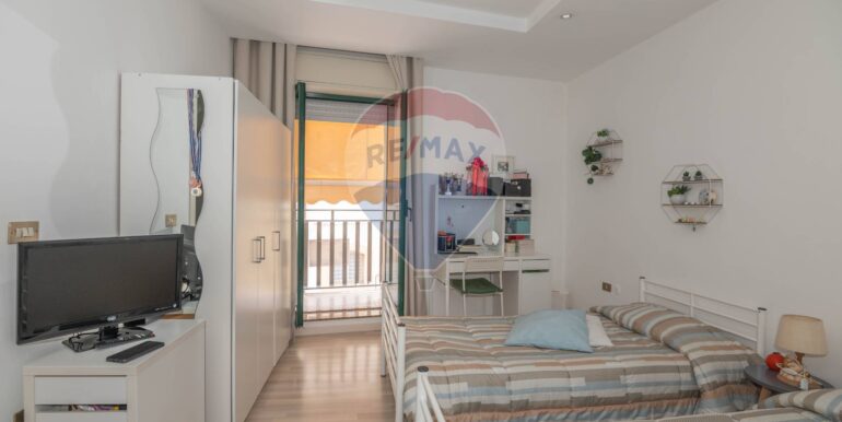 20250531232326-947779-31