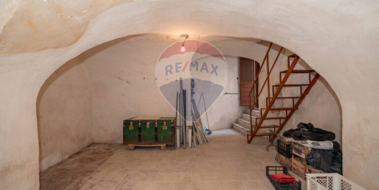 20250606162326-949161-3