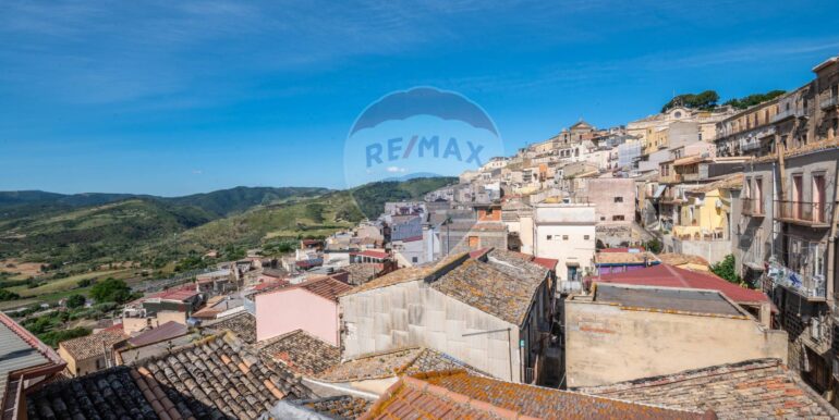 20250606164300-949166-18