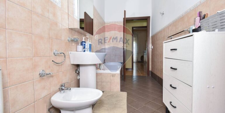 20250609181140-956447-14