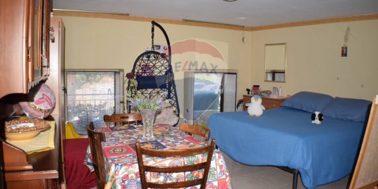 20250616175318-958984-3