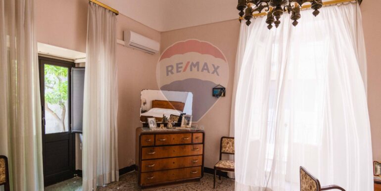 20250616192049-959042-15