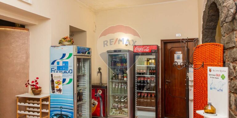 20250620221720-958116-12