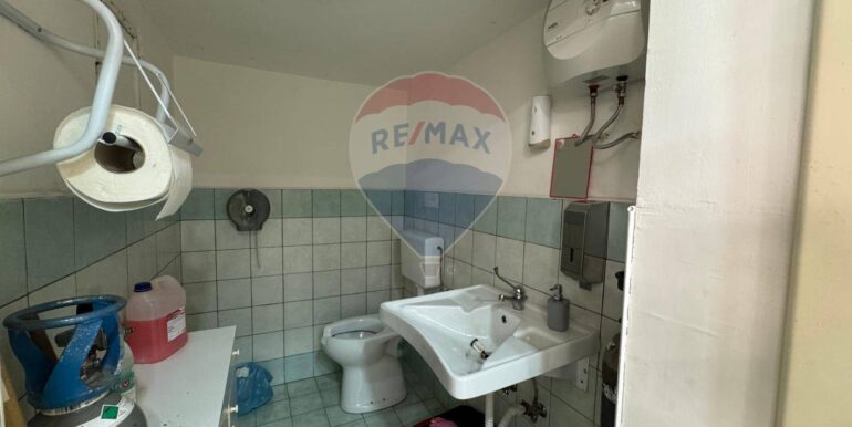 20250627195129-963205-7