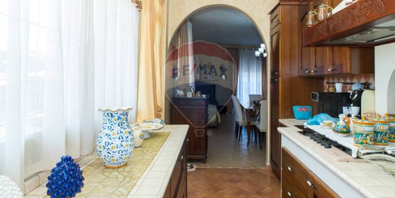 2025070164403-963144-18