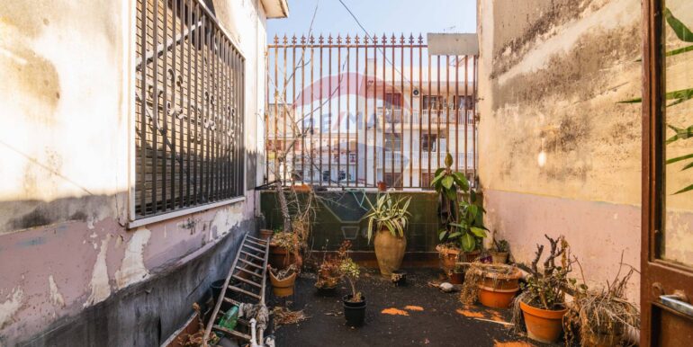 20250704120404-965143-12