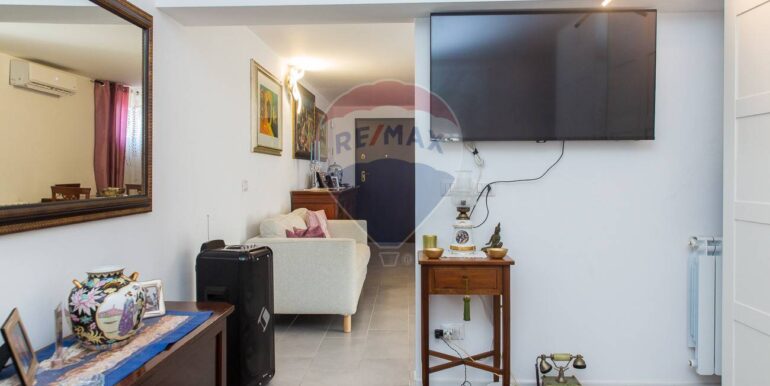 2025070792935-963681-15