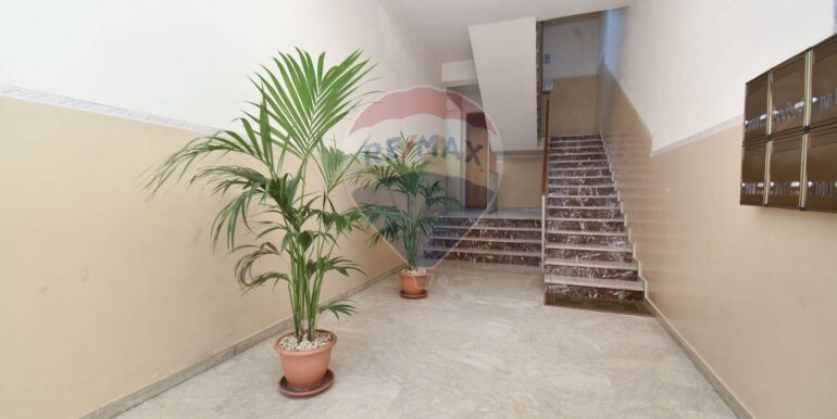 20250709225220-914737-11