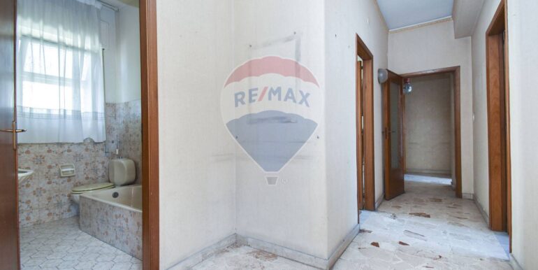 20250709225301-914737-21