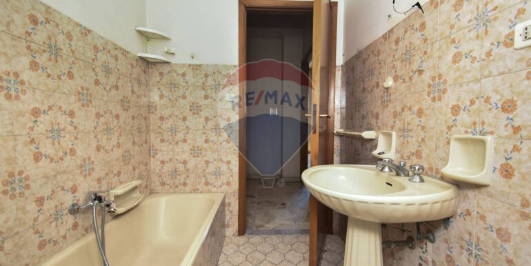 20250709225309-914737-23