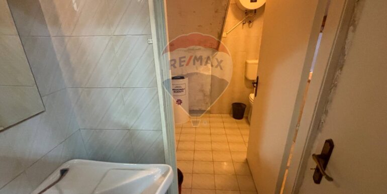 20250711212038-965655-15