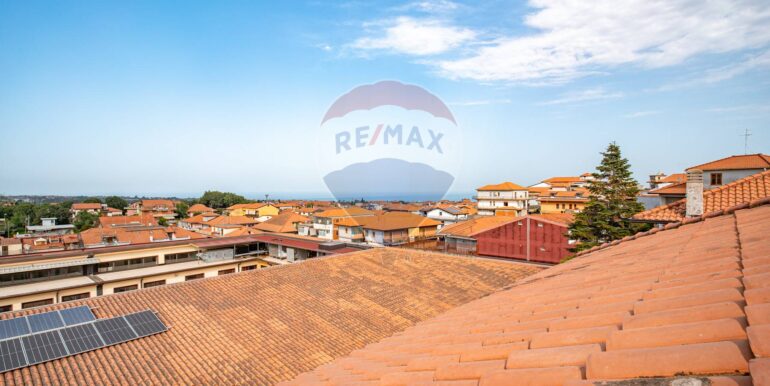 20250714160135-966698-11