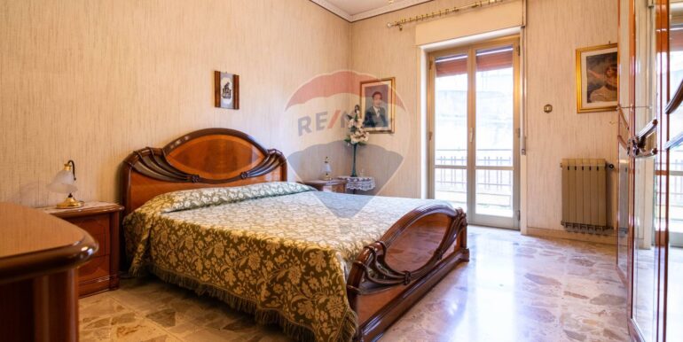 2025071782220-967096-6