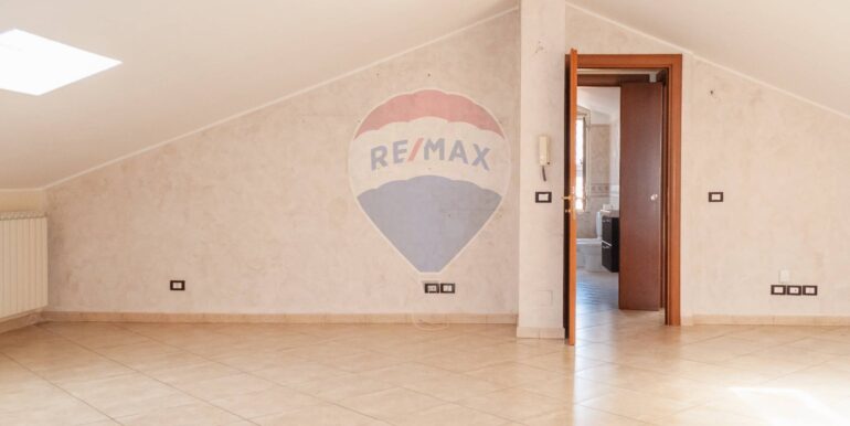 20250725174324-971150-19