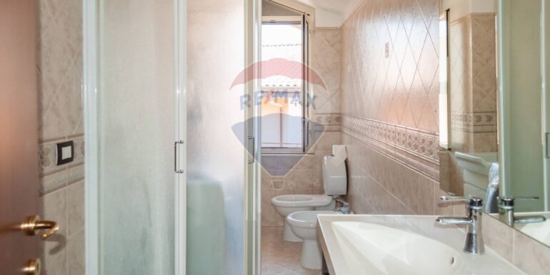 20250725174340-971150-24