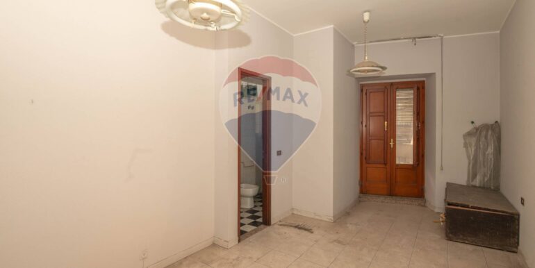 20250804130309-966165-16