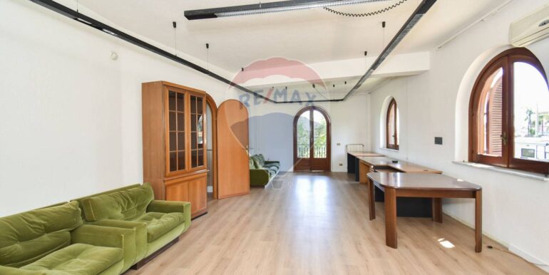 20250806113625-973886-11