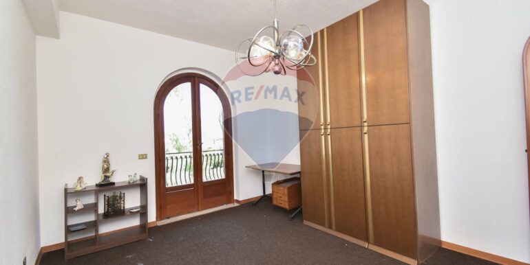 20250806113645-973886-19