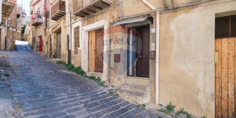 20250807165537-974246-2