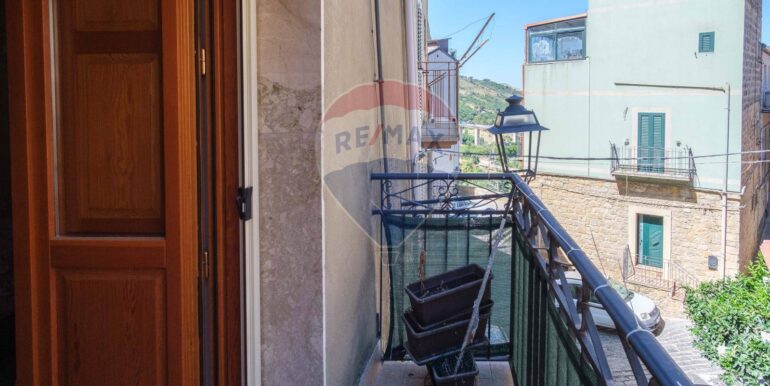 20250807170108-974246-17