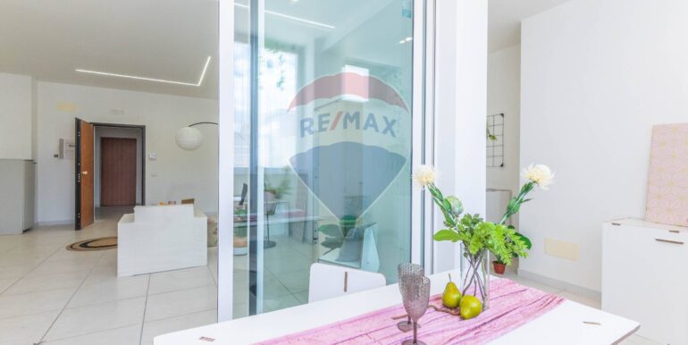 20250821114938-975262-1