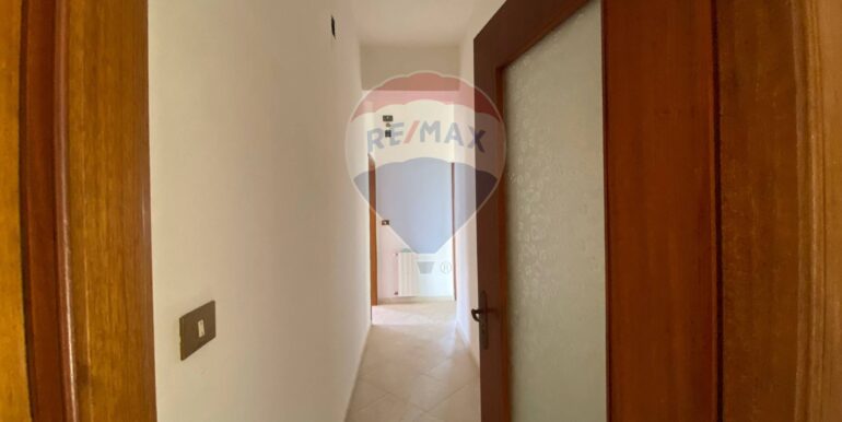 20250821123058-975290-16