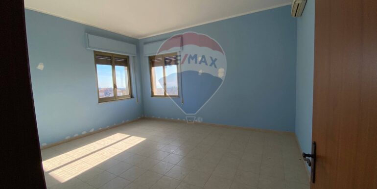 20250821123058-975290-18