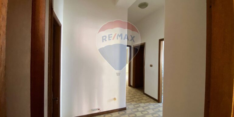 20250821123729-975291-11