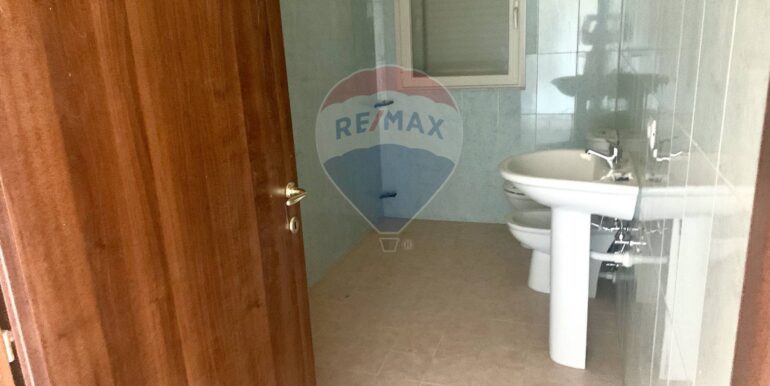 20250821185132-975320-2