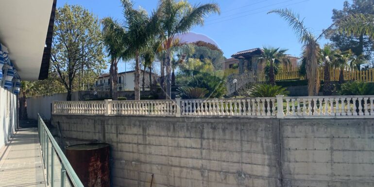 20250821185133-975320-8