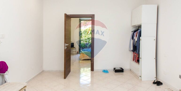 20250825120719-975535-11