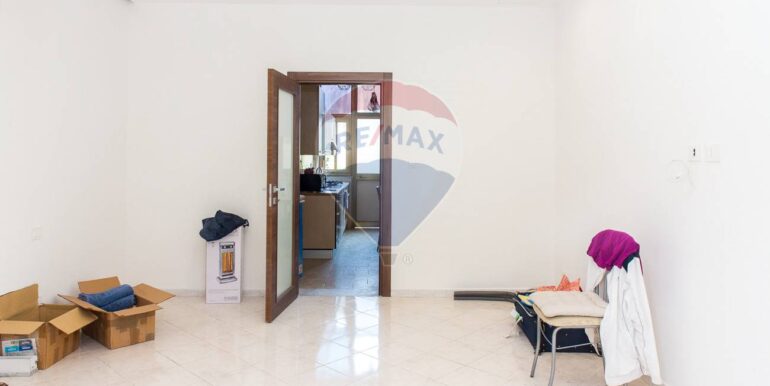 20250825120723-975535-12