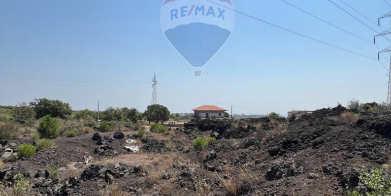 20250825122712-975546-3