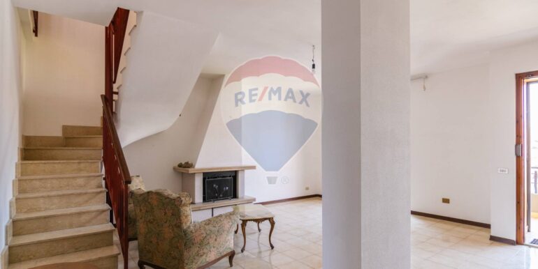 2025082794826-975916-7