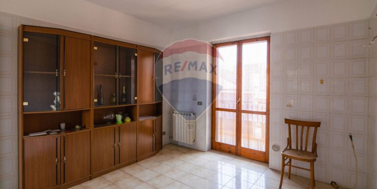 2025082794831-975916-9