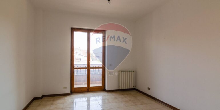 2025082794834-975916-10