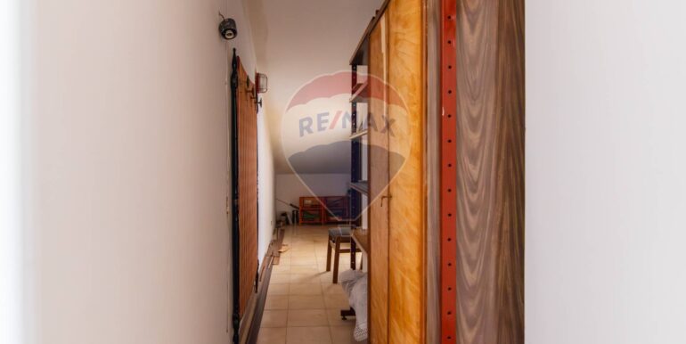 2025082794907-975916-20