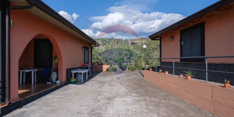 20250828105809-975345-6