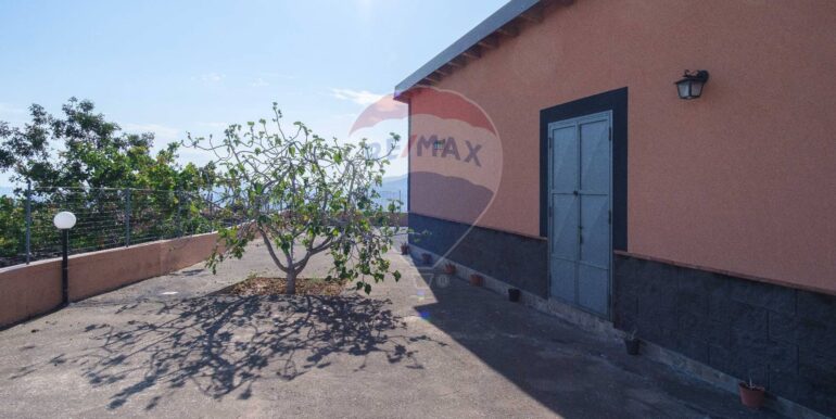 20250828105853-975345-17