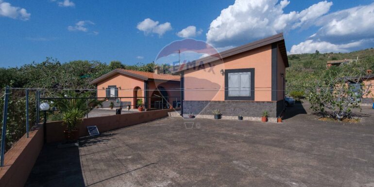 20250828105857-975345-18