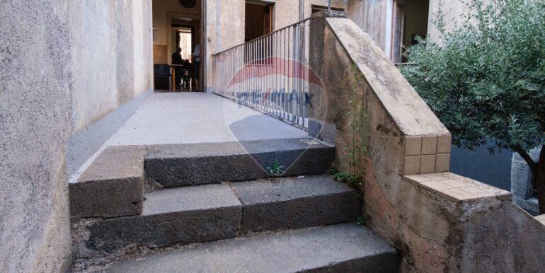 20250828111545-975972-6