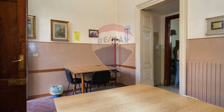 20250828111605-975972-11