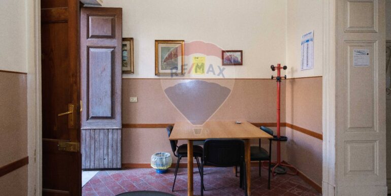 20250828111614-975972-13