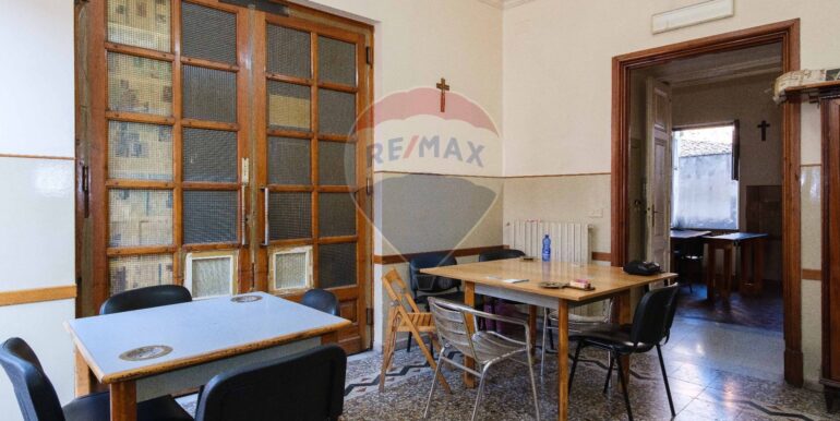 20250828111634-975972-18